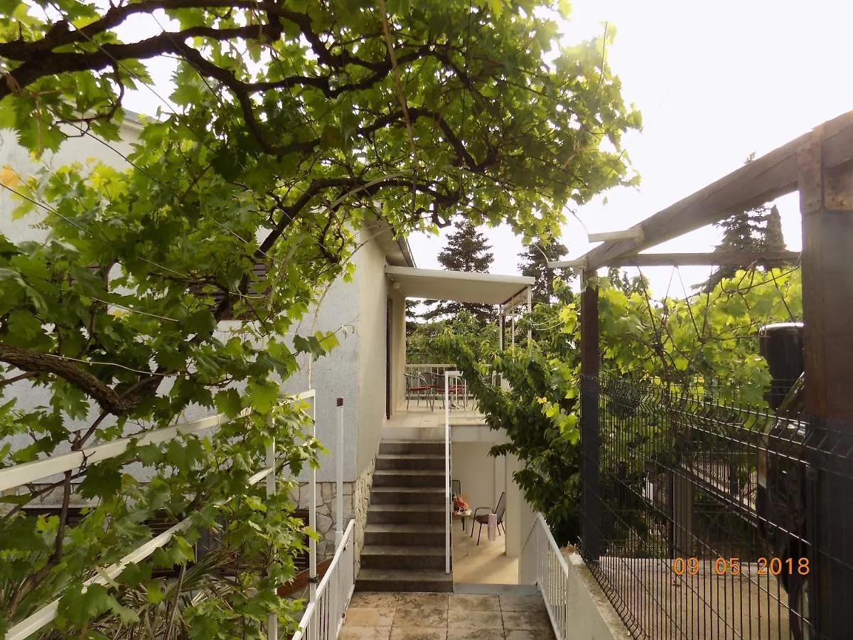 Apartments With A Parking Space Selce, Crikvenica - 15244 Chorvatsko