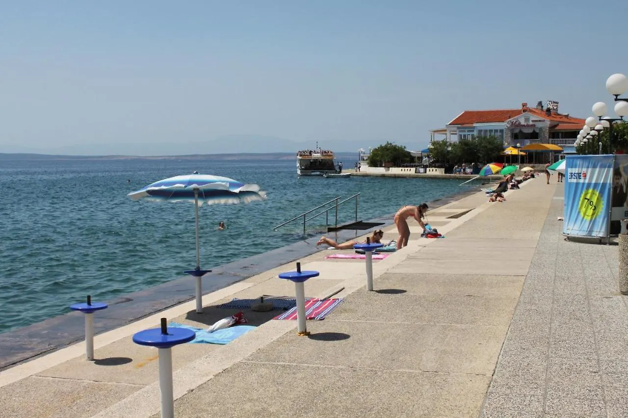 Apartments With A Parking Space Selce, Crikvenica - 15244 0*, Selce Croatia