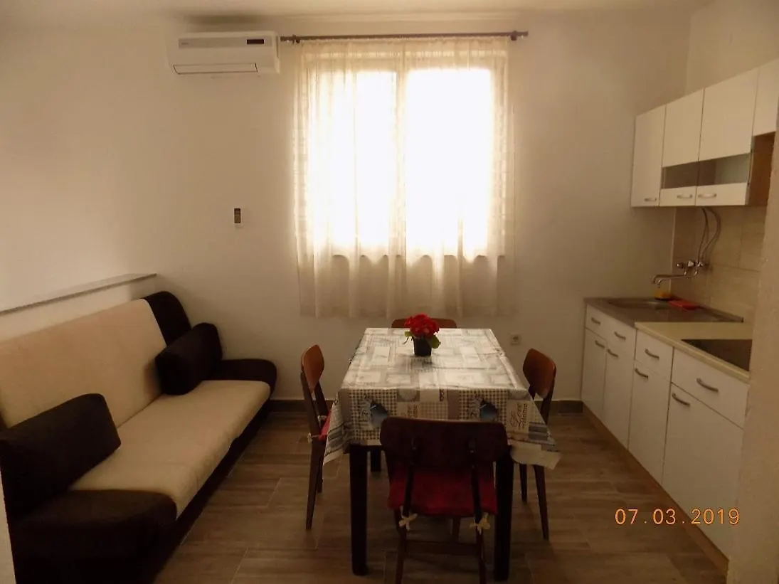 Apartments With A Parking Space Selce, Crikvenica - 15244 Croatia